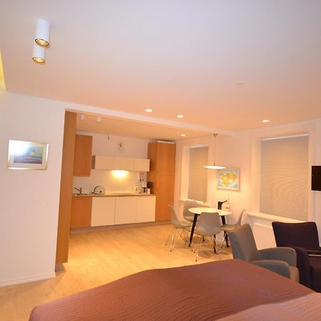רייקיאוויק Next Apartment Bergstadastraeti חדר תמונה